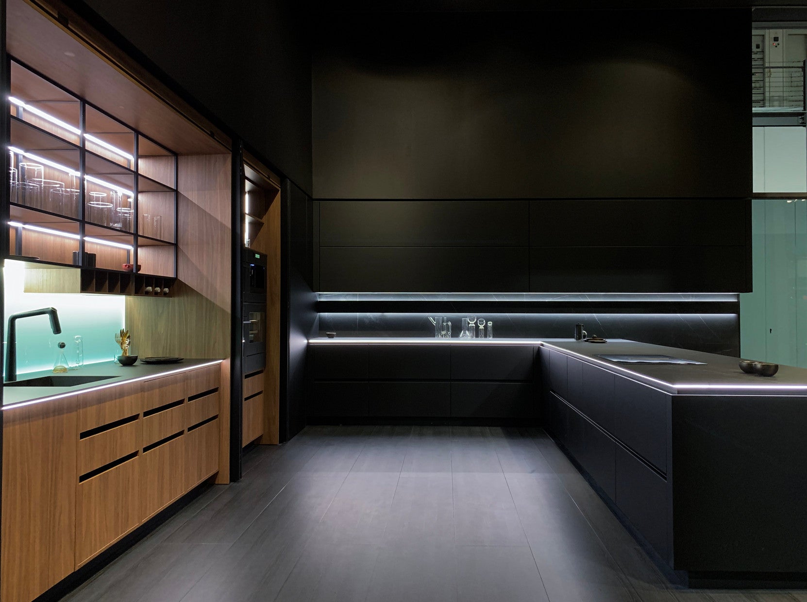 Link - Andreucci & Hoisl